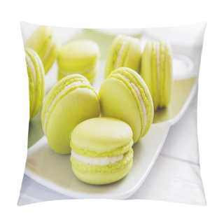Personality  Close Up Green Macaroons On White Plate Pillow Covers