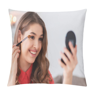 Personality  Woman With Eye Shadow Brush And Mirror Does Makeup Pillow Covers