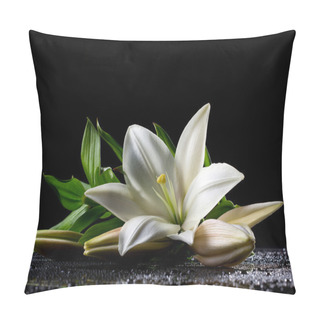 Personality  White Freshness Lily Pillow Covers