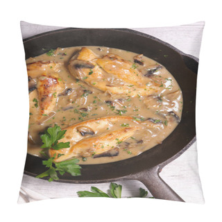 Personality  Chicken Stew With Cream And Mushrooms Pillow Covers