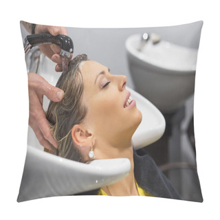 Personality  Hairdresser Washing Hair Pillow Covers