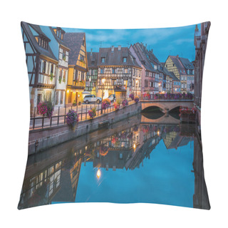Personality  Picturesque Canal In Colma Pillow Covers