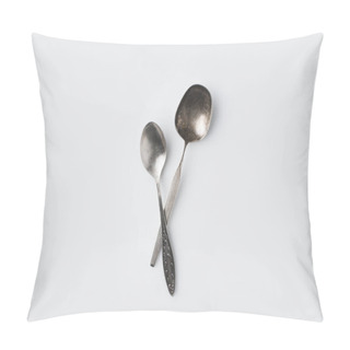 Personality  Crossed Spoons On White Table Pillow Covers