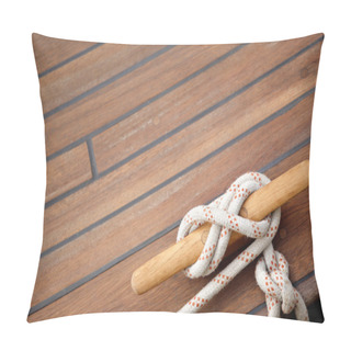 Personality  Sailing Knot On A Wooden Floor Pillow Covers