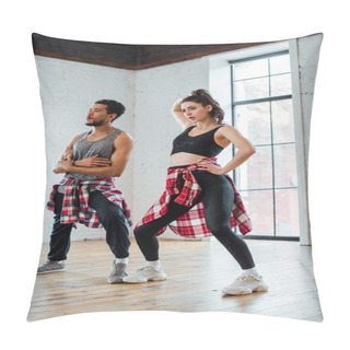 Personality  Girl Dancing Jazz Funk With Handsome African American Man  Pillow Covers