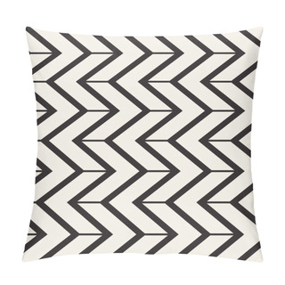 Personality  Seamless Vector Pattern. Abstract Geometric Lattice Background. Rhythmic Zigzag Structure. Monochrome Texture With Chevron Lines Pillow Covers