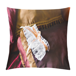 Personality  Garter Pillow Covers