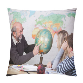 Personality  Teacher Pointing At Globe While Students Looking At It Pillow Covers