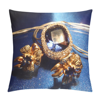 Personality  Gold Earrings And Pendent With Sapphires On Blue Macro Pillow Covers