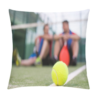 Personality  Friends Playing Paddle Tennis Pillow Covers