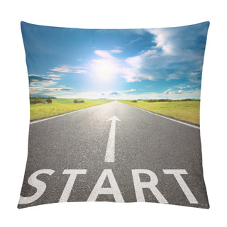 Personality  Empty Asphalt Road With A Sign Start Against Sun Pillow Covers