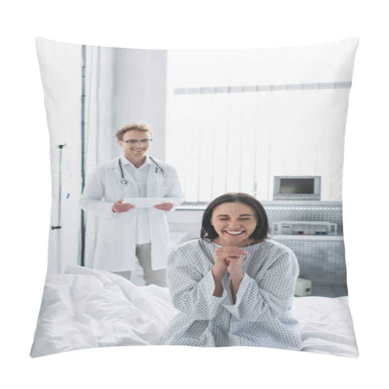 Personality  Smiling Woman In Patient Gown Near Blurred Doctor With Digital Tablet  Pillow Covers