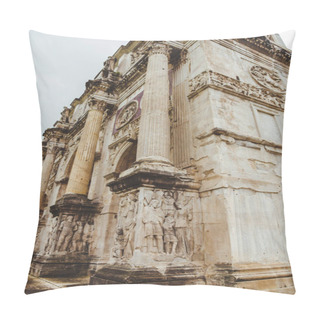 Personality  Triumphal Arch Pillow Covers