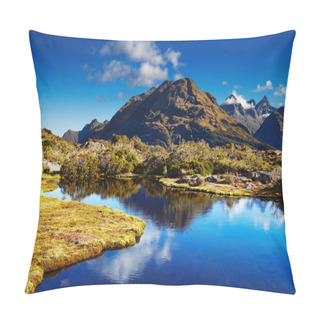 Personality  Lake At The Key Summit, New Zealand Pillow Covers
