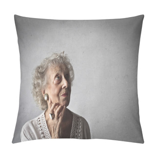 Personality  Portrait Of An Elderly Woman Pillow Covers