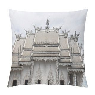 Personality  Facade Of Beautiful Thai Temple On Sunny Day Pillow Covers