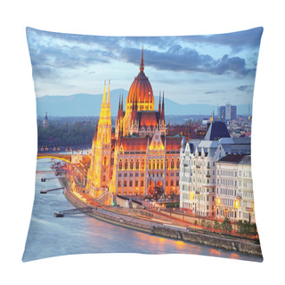 Personality  Budapest, Hungary Parliament At Night Pillow Covers