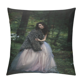 Personality  Portrait Of Romantic Woman In Beautiful Dress In Forest Pillow Covers