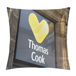 Personality  Bordeaux , Aquitaine / France - 09 23 2019 : Thomas Cook Shop Sign Store British Travel Agencies Branch Pillow Covers