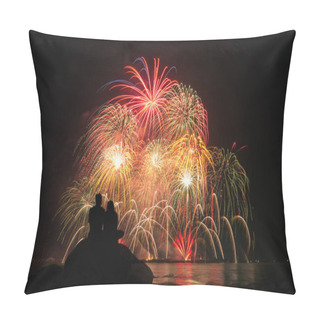 Personality  Couple Watching Fireworks  Pillow Covers
