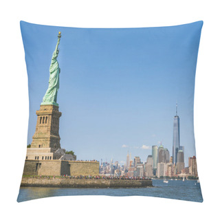 Personality  The Statue Of Liberty  With Blue Sky Background. Pillow Covers