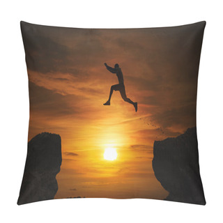 Personality  Jumping Over Abyss Pillow Covers