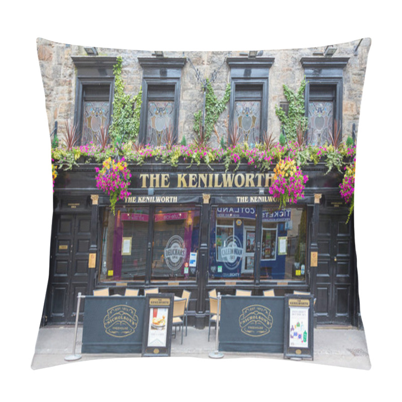 Personality  Edinburgh, Scotland - 9th August 2015: Traditional Scottish Pub, The Kenilworth, In Ediburgh, Scotland. Historical Victorian Building With Arts And Crafts Style Stained Glass Windows. Pillow Covers