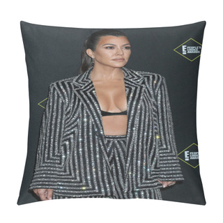 Personality  2019 People's Choice Awards Pillow Covers