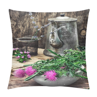 Personality  Cut Flowers Prickly Thistle Pillow Covers