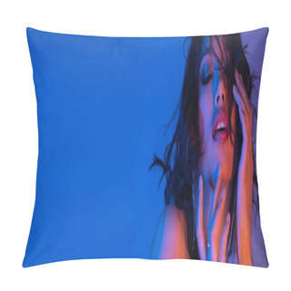 Personality  Glamours Young Asian Woman Touching Face While Posing In Neon Light In Night Club, Banner Pillow Covers