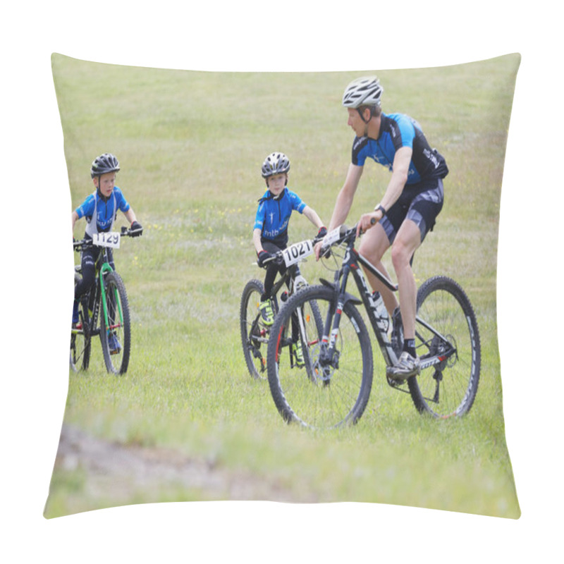 Personality  Family with father and his two kids cycling on mountainbikes on  pillow covers