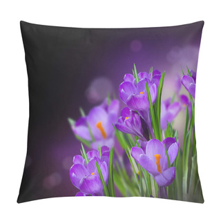 Personality  Crocus Spring Flowers Design Over Black Pillow Covers