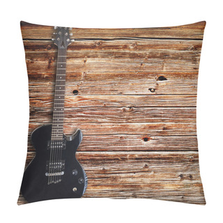 Personality  Black Electric Guitar On Wood Background Pillow Covers