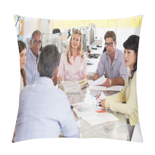 Personality  Team Meeting In Creative Office Pillow Covers