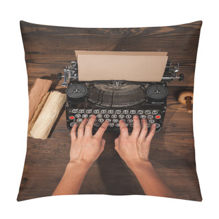 Personality  Woman Typing On An Old Typewriter Pillow Covers