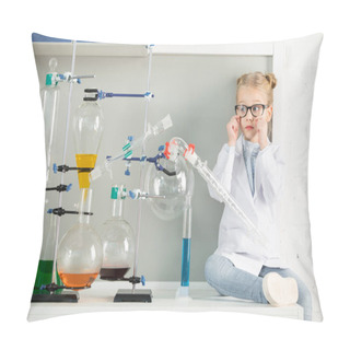 Personality  Little Girl In Laboratory Pillow Covers
