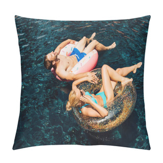 Personality  Happy Barefoot Couple Lying On Swim Rings In Swimming Pool Pillow Covers