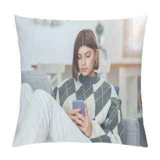 Personality  Teenage Girl Texting At Home Pillow Covers