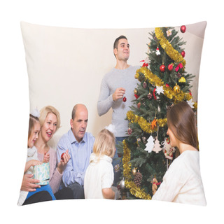 Personality  Family Decorating New Year Tree Pillow Covers