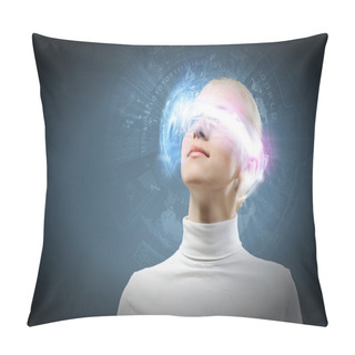 Personality  Woman With Hologram Round Head Pillow Covers