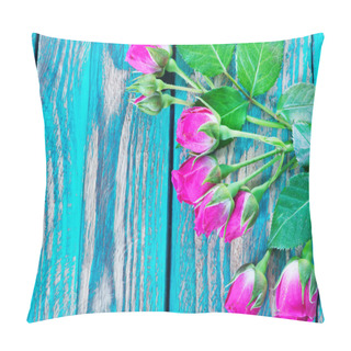 Personality  Flowers On Wooden Background Pillow Covers