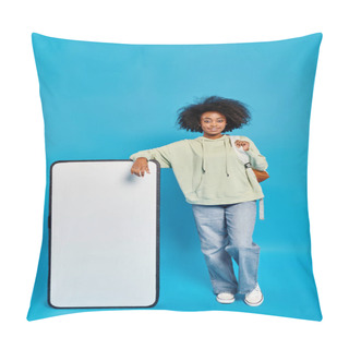 Personality  A Confident Woman Stands Next To A Blank Sign, Ready To Convey A Powerful Message. Pillow Covers