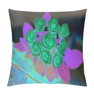 Personality  Closeup Of Blossoming Roses Bouquet  Pillow Covers