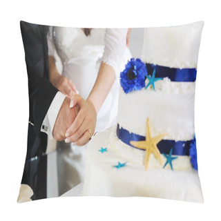 Personality  Groom And Bride Hands Cutting Wedding Cake Pillow Covers