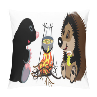 Personality  Mole And Hedgehog Near Campfire Pillow Covers