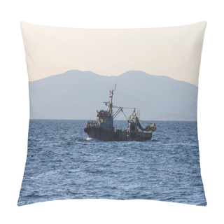 Personality  The Small Commercial Net Fishing Boat  Pillow Covers