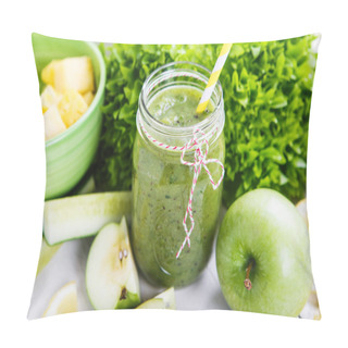 Personality  Fresh Organic Green Smoothie With Salad, Apple, Cucumber, Pineap Pillow Covers