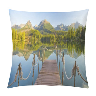 Personality  High Resolution Panorama Of A Mountain Lake In The Tatra Mountai Pillow Covers