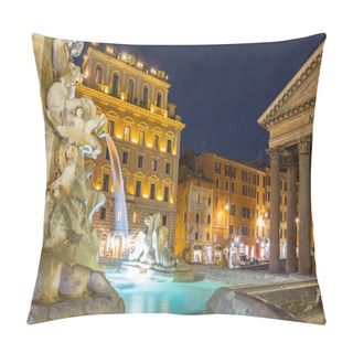Personality  Fountain At The Pantheon Temple In Rome At Night, Italy Pillow Covers