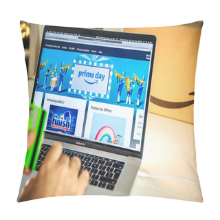 Personality  Amazon Prime Day Man Shopping On Laptop Deals Pillow Covers